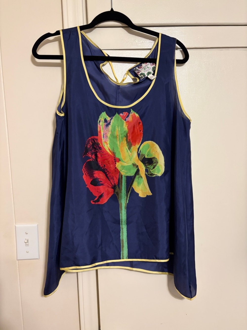100% Sill Chelsea & Violet Floral Navy Tank